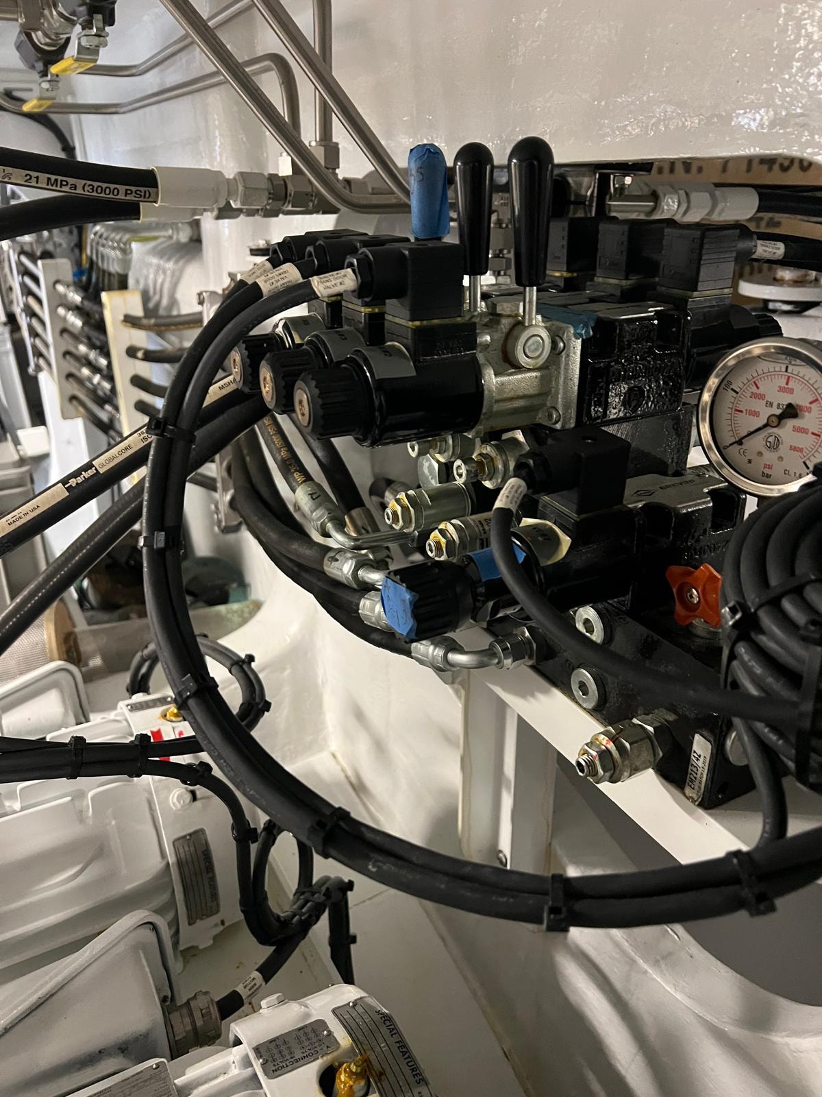 Zenon Hydraulics work photo 15